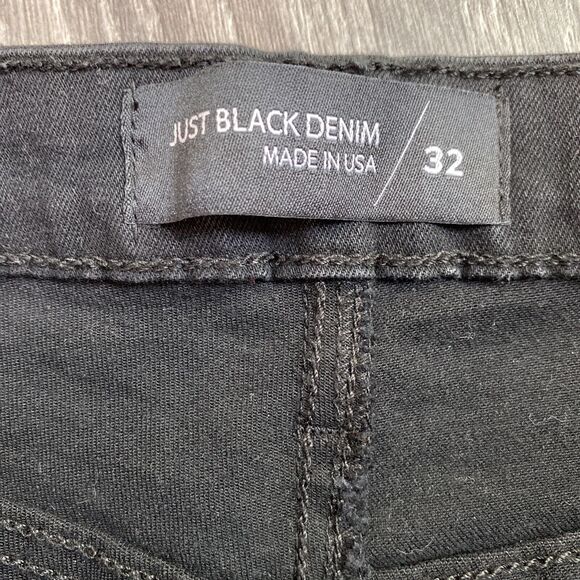 Just Black Denim USA Women's Frayed Hem Shorts size 32 relaxed distressed casual - Picture 4 of 8